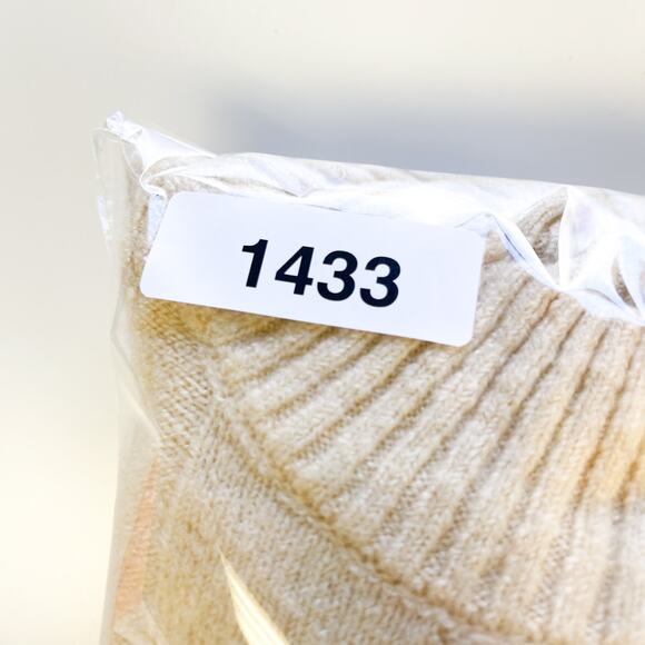 Zara Womens Size M Mock Neck Ribbed Knit Crop Sweater Acrylic Blend Cream - Picture 10 of 10